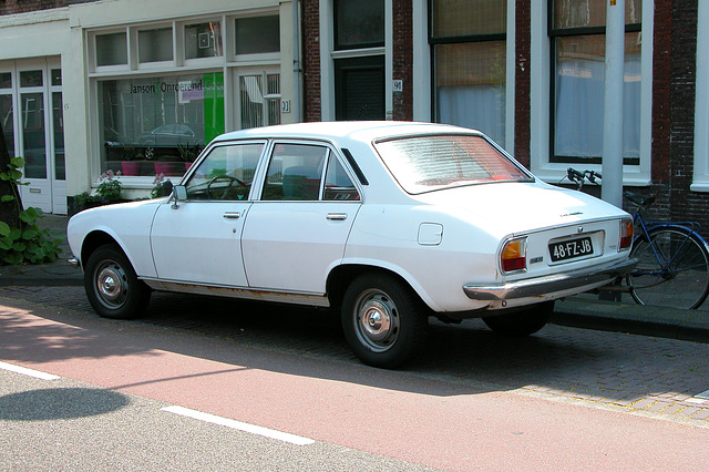 1975 Peugeot 504 L