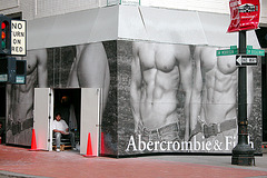 Abercrombie coming to Portland