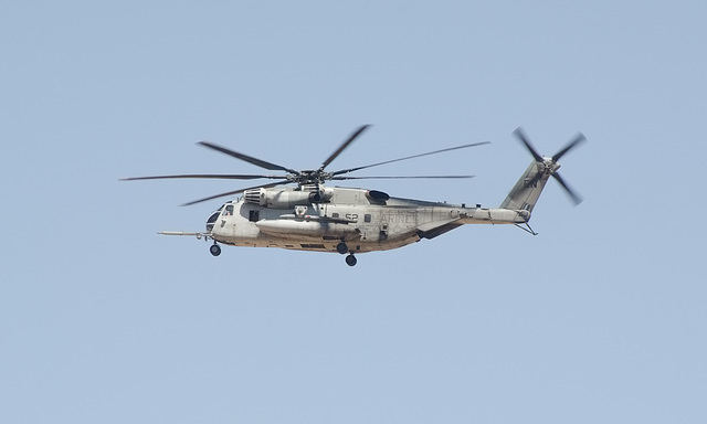HMH-464 Sikorsky CH-53E Super Stallion