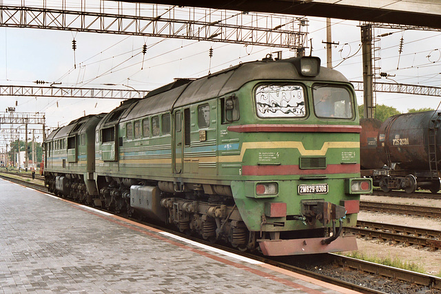 Diesel locomotive 2M62U-0306