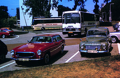 Volvo 1800 ES & 544