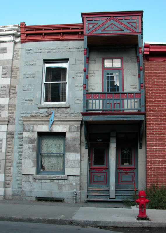Montreal images: architecture on Avenue Coloniale