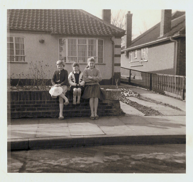 Brocksford Avenue, 1964