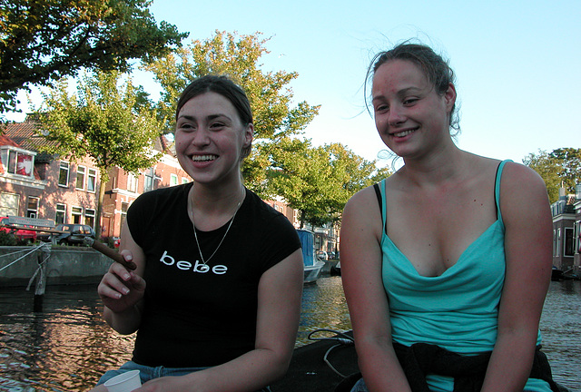 Boating in Leiden: Smoking on boats is still allowed