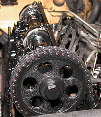 Timing chains and camshaft of a Mercedes-Benz 240TD