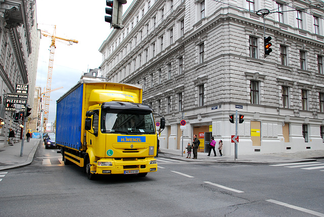 Trucks in Vienna: Yellow Renault truck