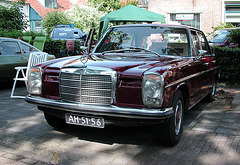 Oldtimer Day Ruinerwold: 1972 Mercedes-Benz 220