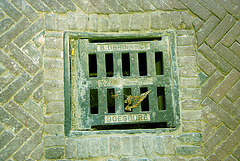 Sewer cover of B. Ubbink & Co Yzergietery of Doesburg