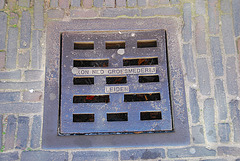 Sewer cover of the Koninklijke Nederlandse Grofsmederij