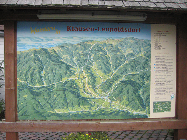 Klausen-Leopoldsdorf, Übersichtstafel