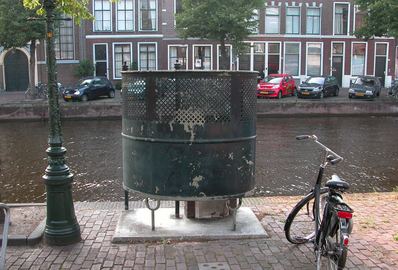 A rare urinal in Leiden