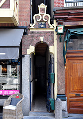 Narrow gate of 1910 in Utrecht