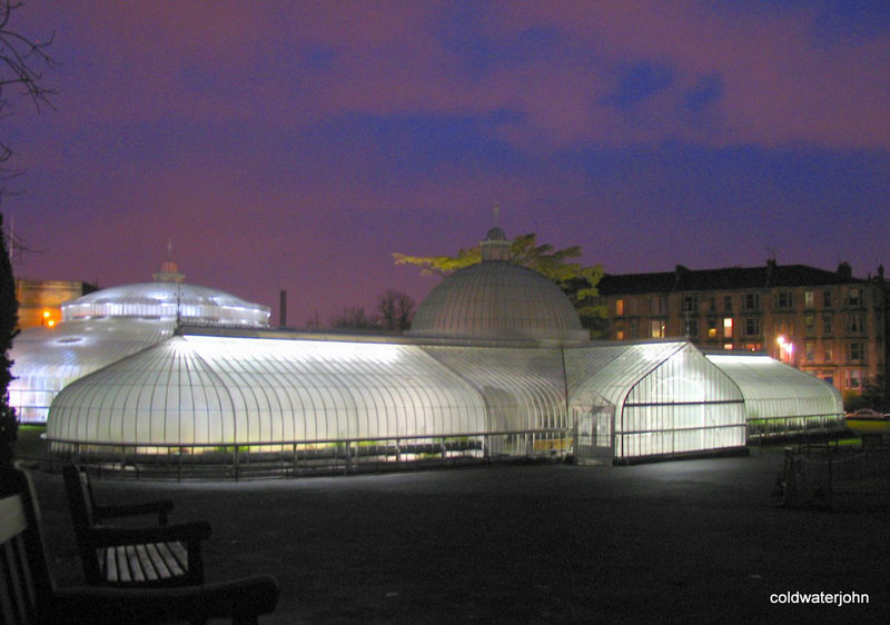 Kibble Palace Glasgow Botanic Gardens at night