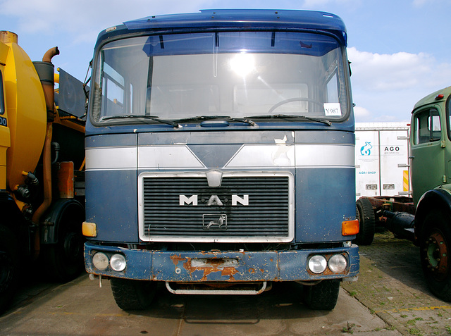 MAN truck