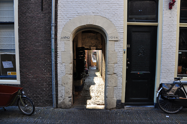 Old gate of 1644