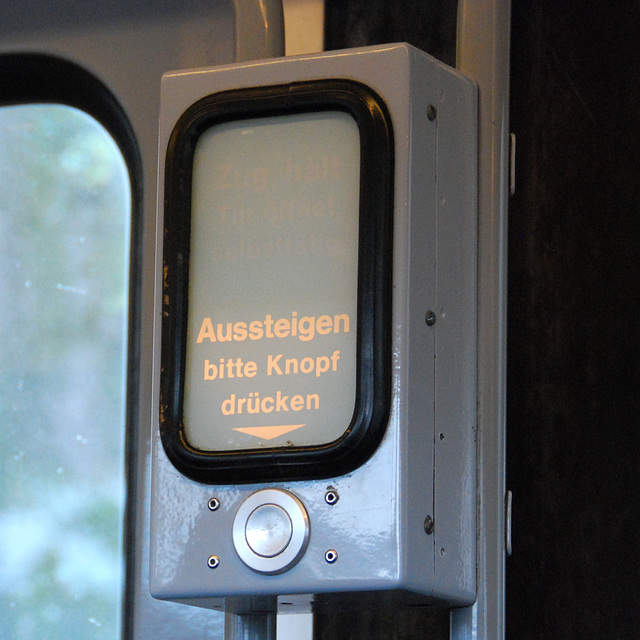 Door opener in the Viennese tram