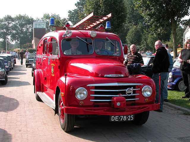 Oldtimer Day Ruinerwold: 1953 Volvo LV 341 K Fire Engine