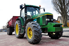 John Deere 6610 tractor
