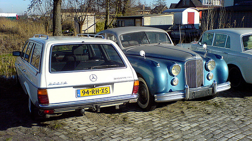 1980 Mercedes 300 TDT & Bentley