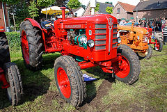 Oldtimer day at Ruinerwold: Bolinder-Munktell tractor