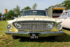 Oldtimer day at Ruinerwold: 1962 Dodge Dart