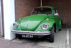 Damaged 1972 Volkswagen Beetle