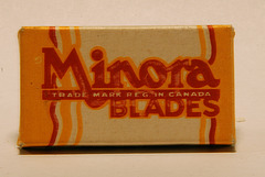 Razor blades: Minora