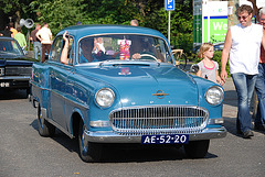 Oldtimer day at Ruinerwold: 1958 Opel Rekord
