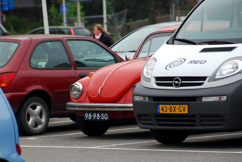 1971 Volkswagen Beetle hiding behind an Opel