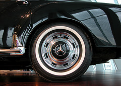 In the Mercedes-Museum: rear wheel of a 300