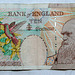 10 pounds bank note