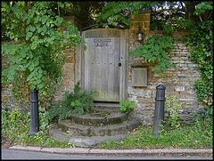manor gate