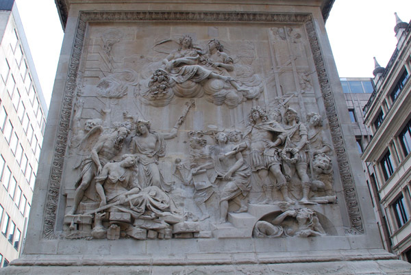 Mural, the Monument