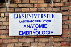 Old sign of the Anatomy & Embryology lab of Leiden University