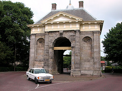 My Benz before the Enkhuizen city gate