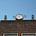Things on rooftops: The time defended by two lions