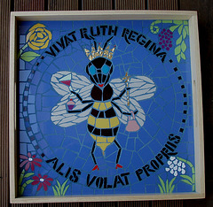 Queen Bee Ruth tray
