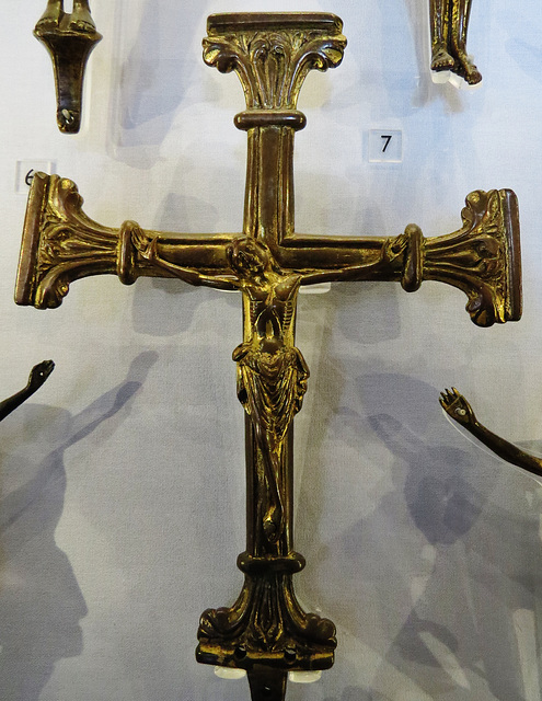 c13 crucifix in v. and a.