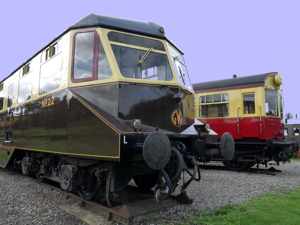 Diesel Railcar and Trailer Car