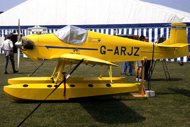 Turbulent Floatplane G-ARJZ