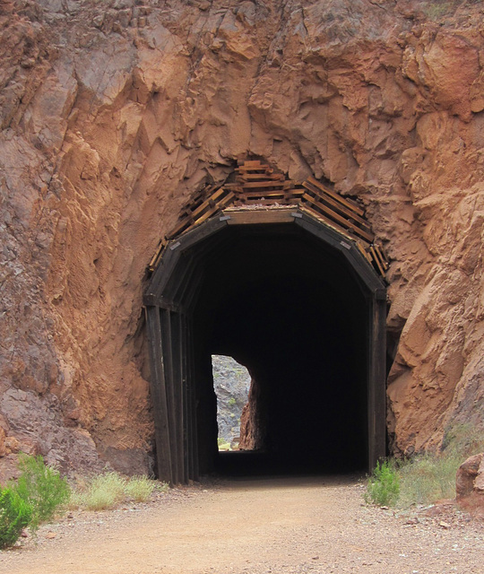 Hoover Dam Historic Railroad Tunnel Trail 0107a