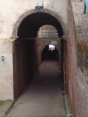 Tunnels to the jetty