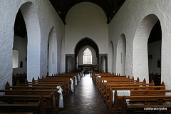 Eire - Holy Cross Abbey (1180) very simple interior and main aisle