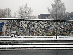 Berlin East Wall Gallery 11