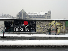 Berlin East Wall Gallery 08