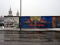 Berlin East Wall Gallery 03