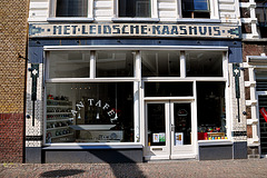 Old shop front Het Leidsche Kaashuis