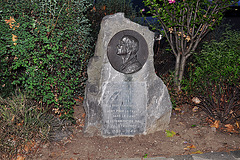 Holiday 2009 – Monument for colonel Emile Bonnet