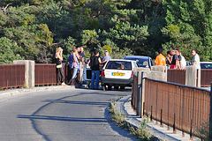 Holiday 2009 – Dispute on a narrow bridge