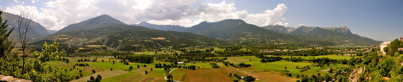 Holiday 2009 – View across the valley from Embrun, France